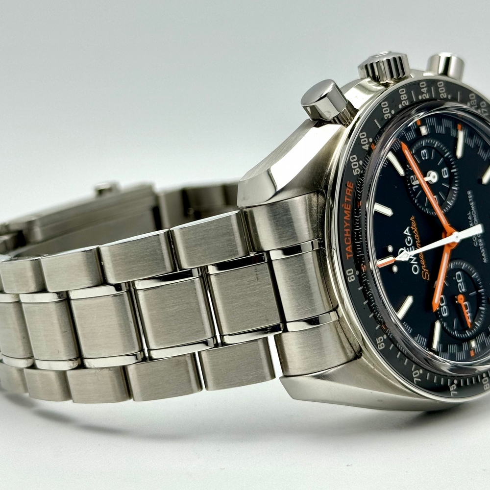 Omega Speedmaster Racing 