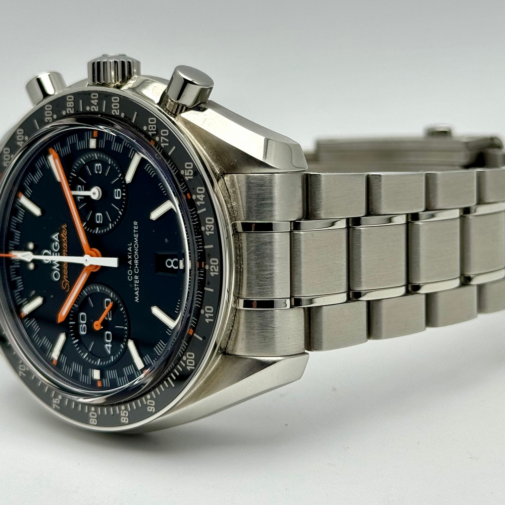 Omega Speedmaster Racing 