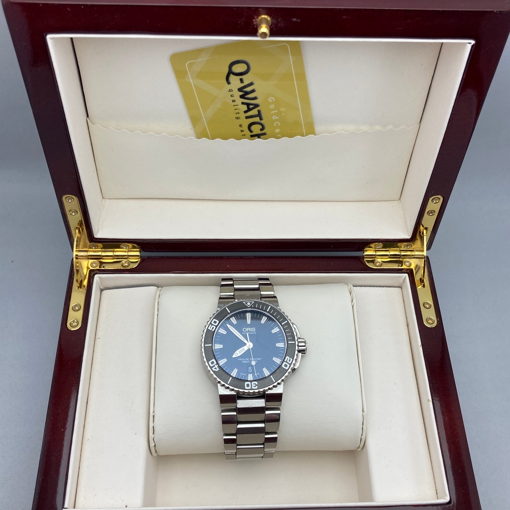Oris Aquis Divers Date Steel Black Automatic 