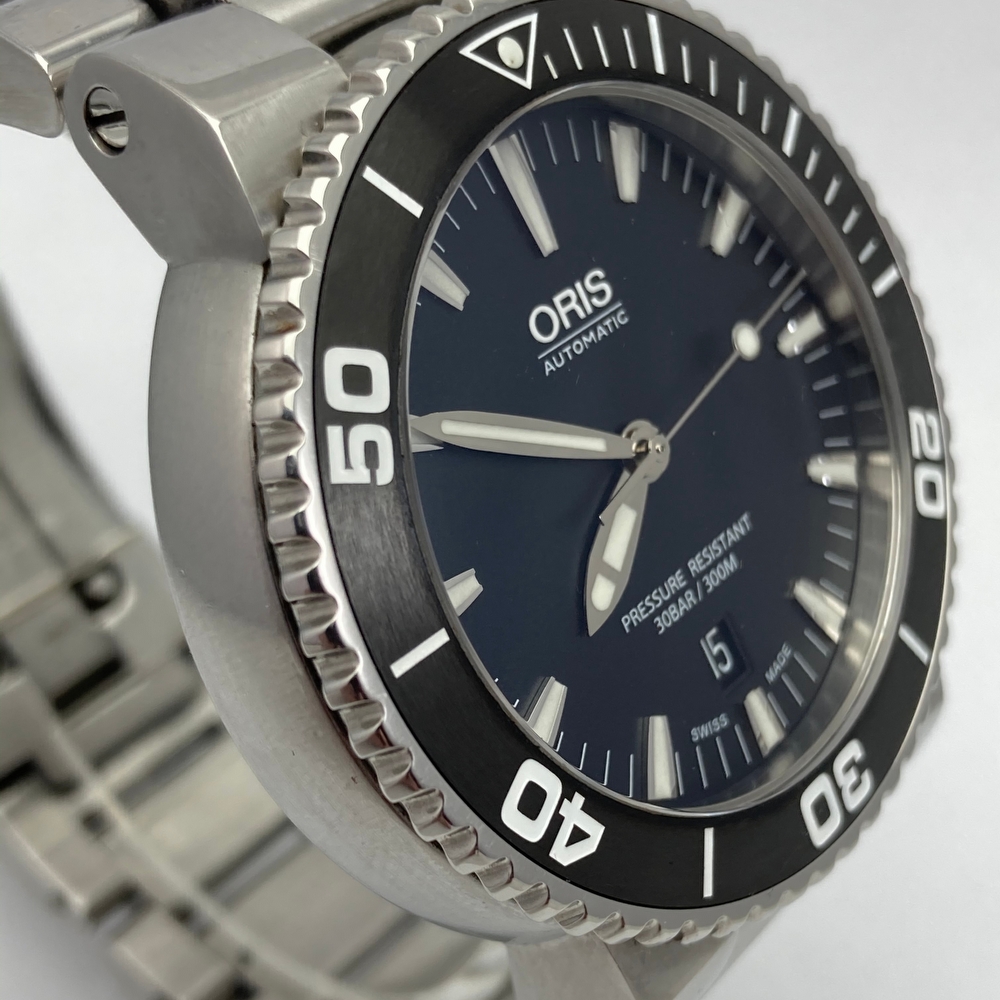 Oris Aquis Divers Date Steel Black Automatic 