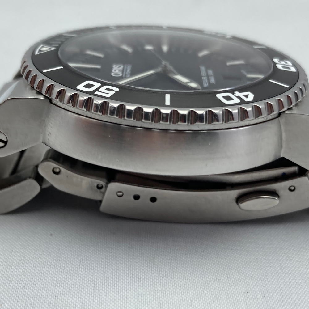 Oris Aquis Divers Date Steel Black Automatic 