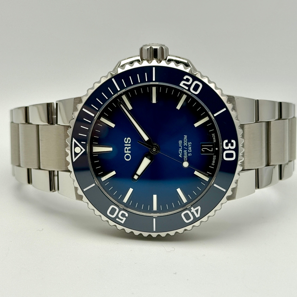 Oris Aquis Date Calibre 400 Blue