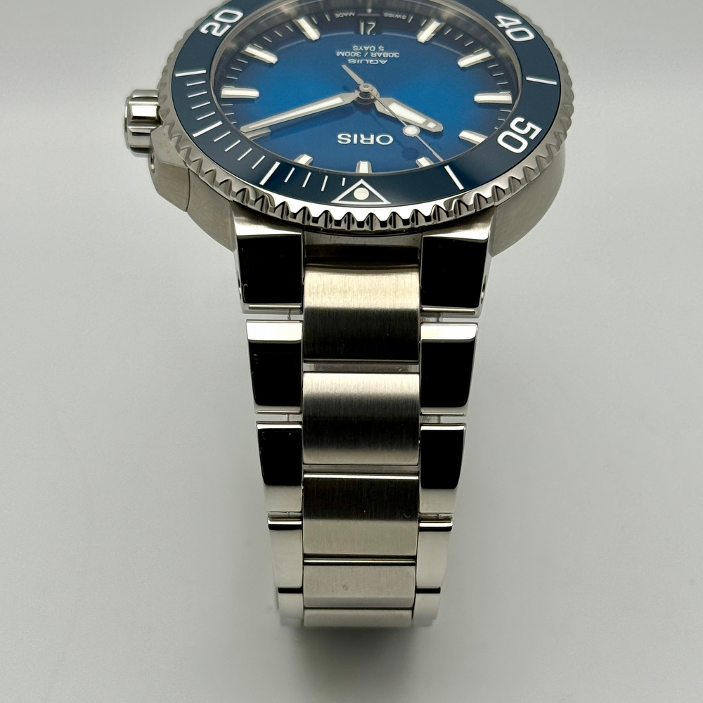 Oris Aquis Date Calibre 400 Blue