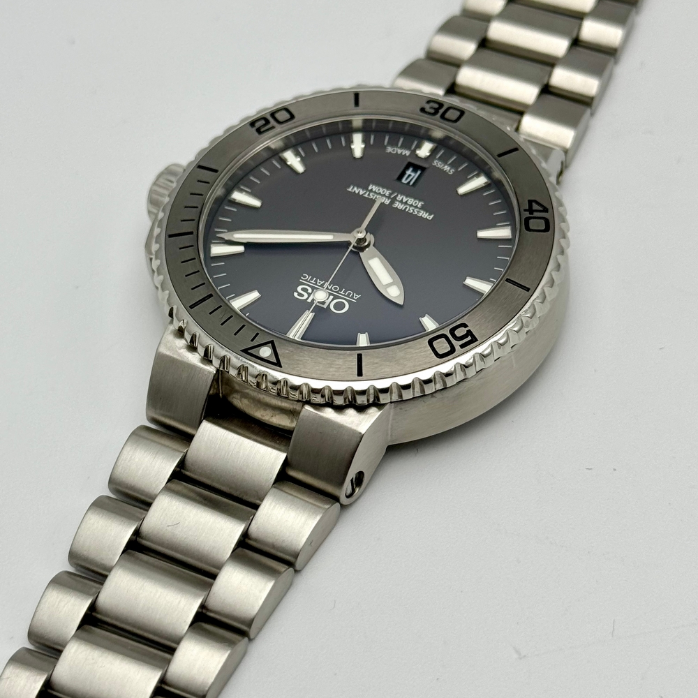 Oris Aquis Date Tungsten