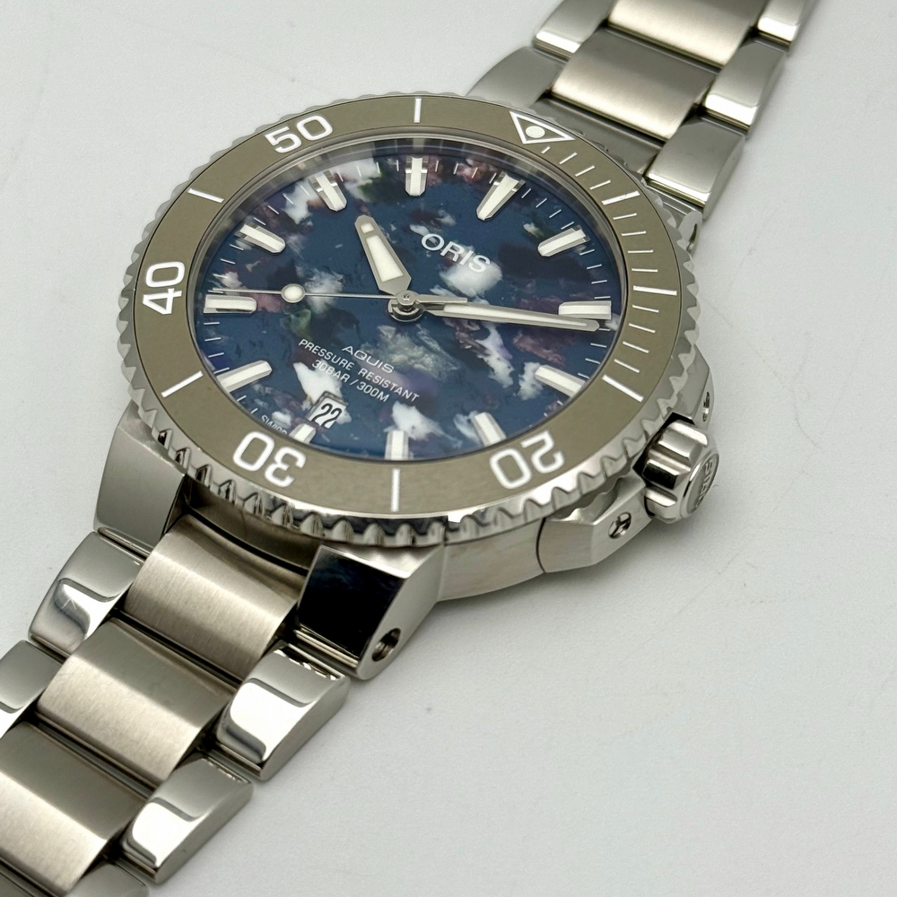 Oris Aquis Date Upcyle