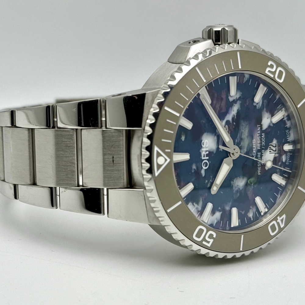 Oris Aquis Date Upcyle