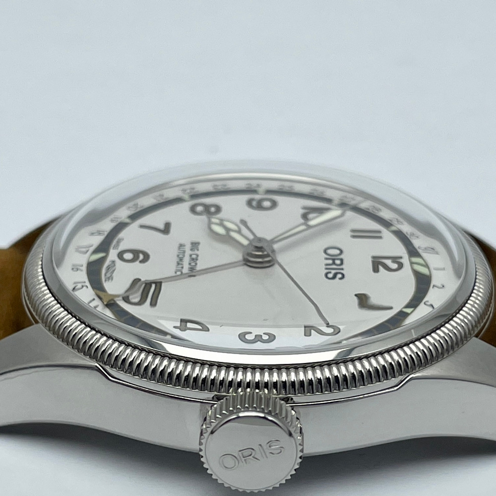 Oris Big Crown Pointer Date Roberto Clemente Limited Edition
