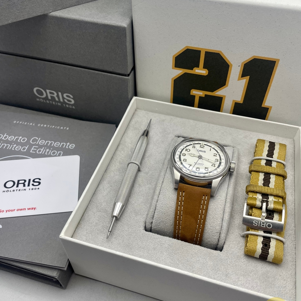 Oris Big Crown Pointer Date Roberto Clemente Limited Edition