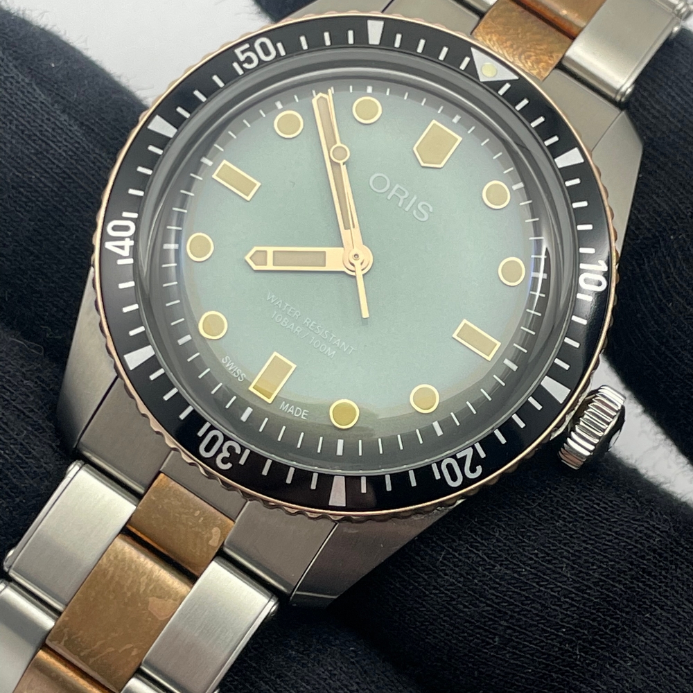 Oris Diver Sixty Five Momotaro Edition 