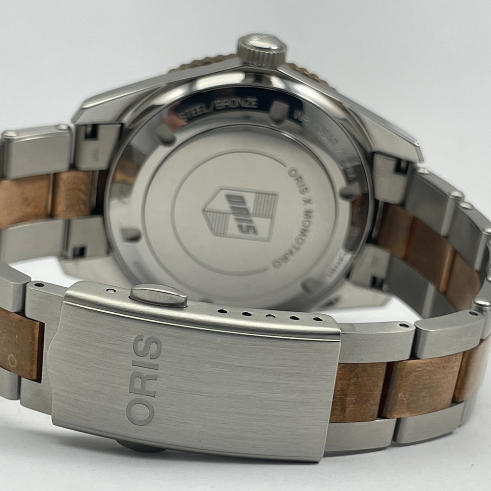 Oris Diver Sixty Five Momotaro Edition 