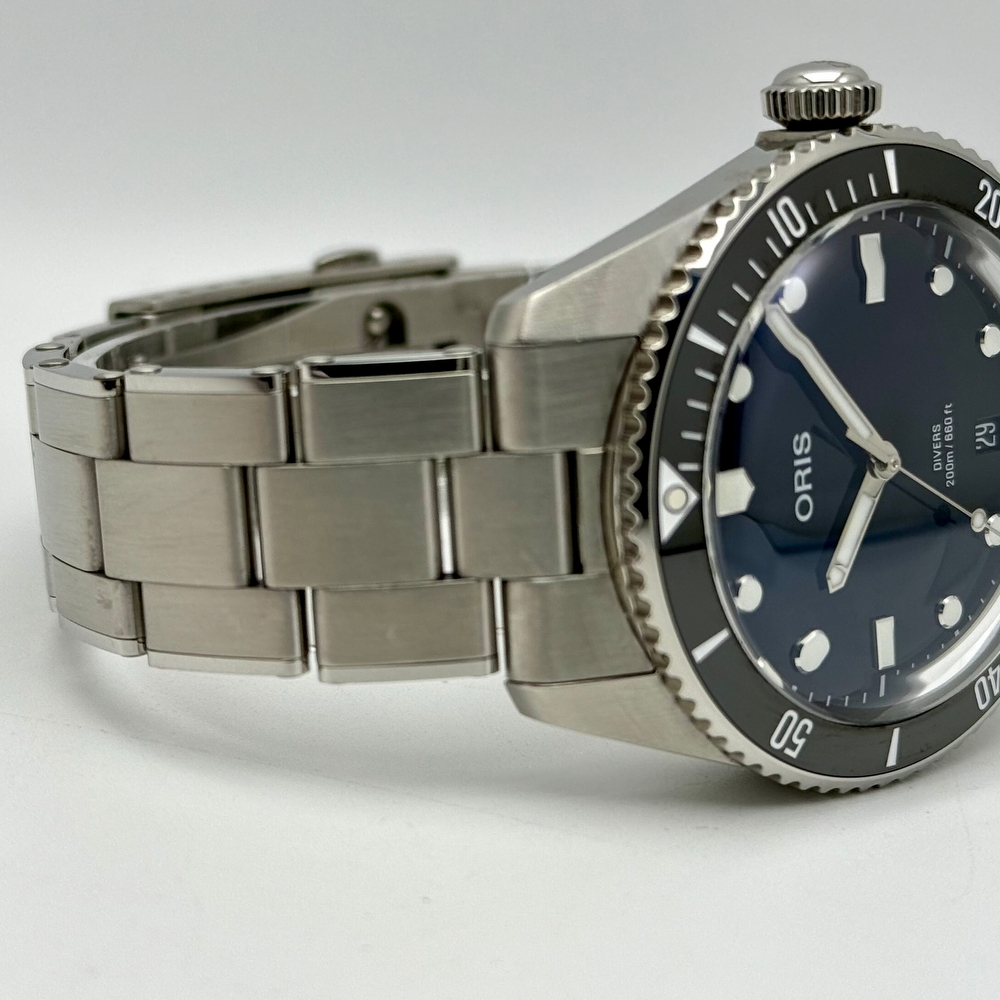 Oris Divers Date Sixty-Five Ceramic