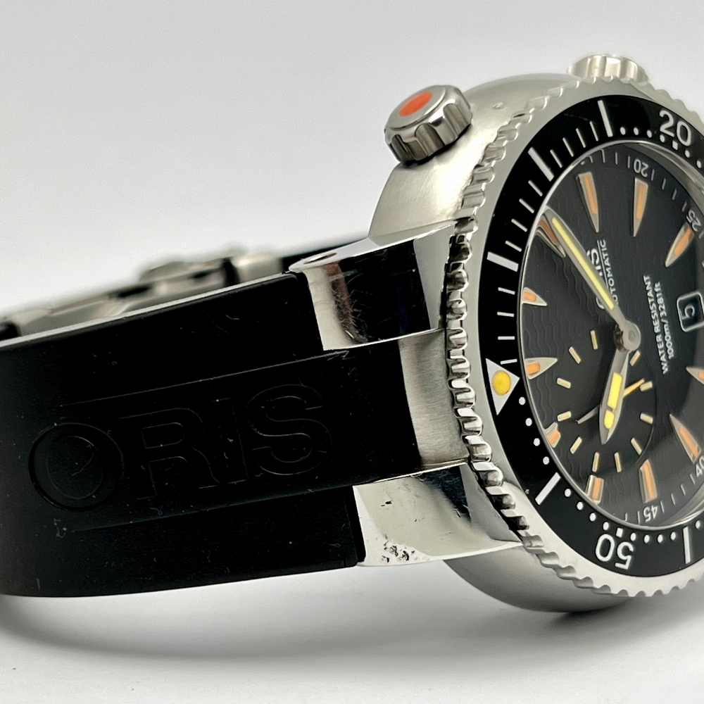 Oris Divers Small Seconds Date