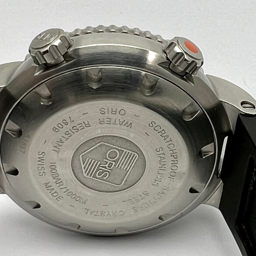 Oris Divers Small Seconds Date