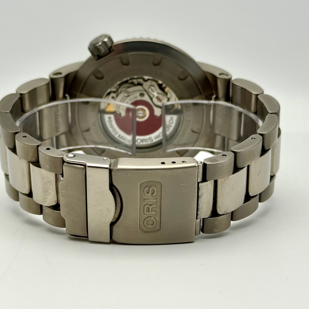 Oris TT1 Divers Date Titan Full Lume Dial