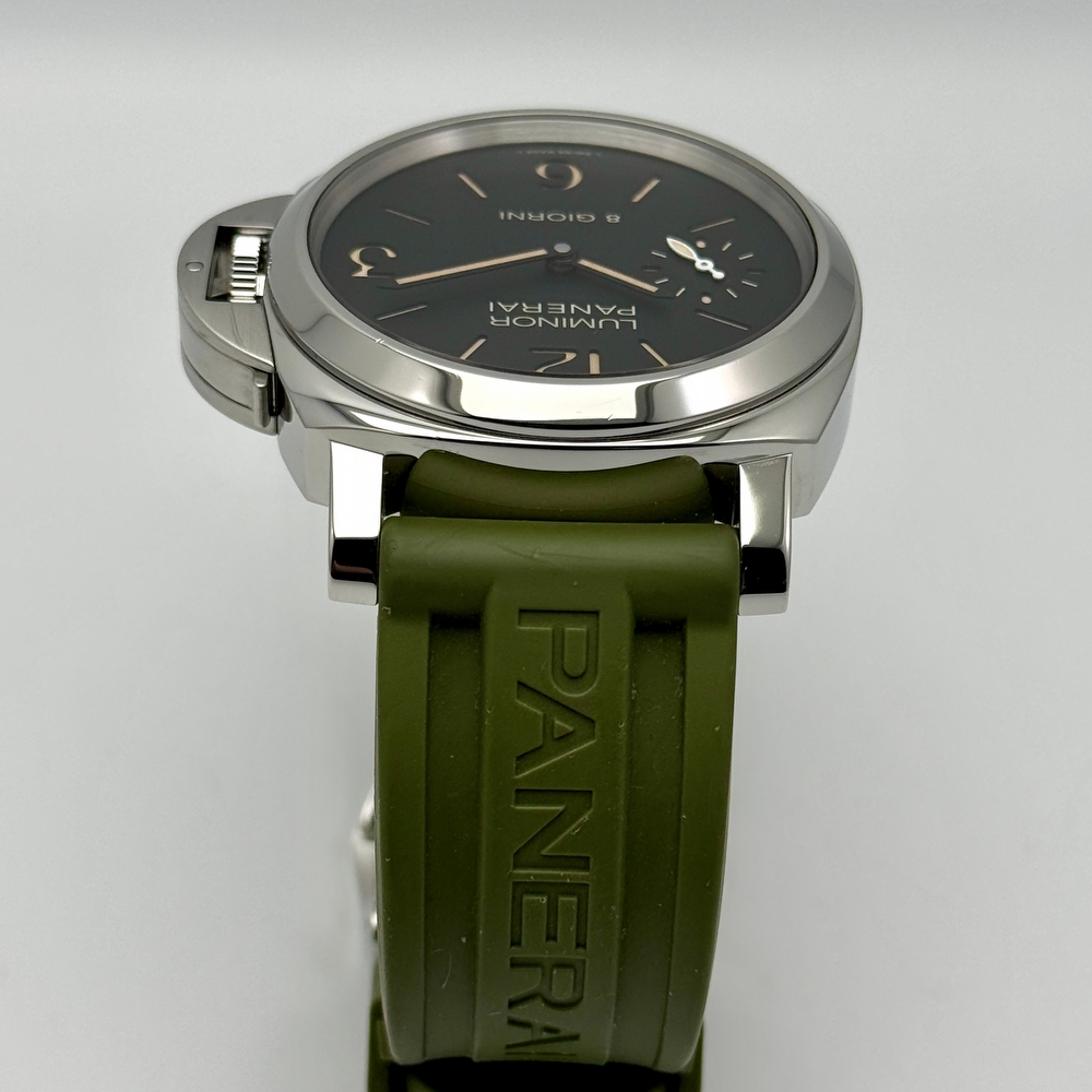 Panerai Luminor 8 days