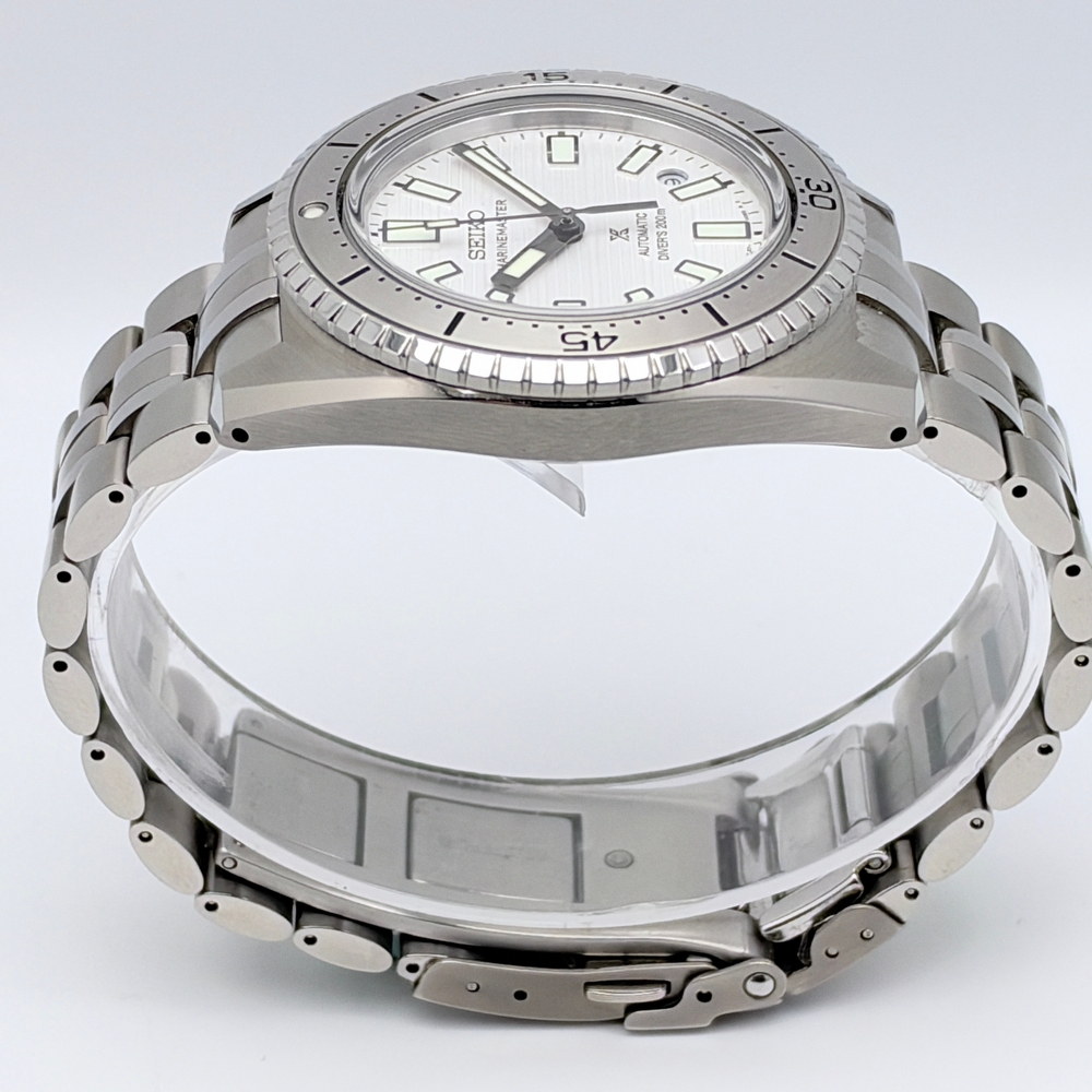 Seiko Marinemaster 1965 “High Water” Limited Edition