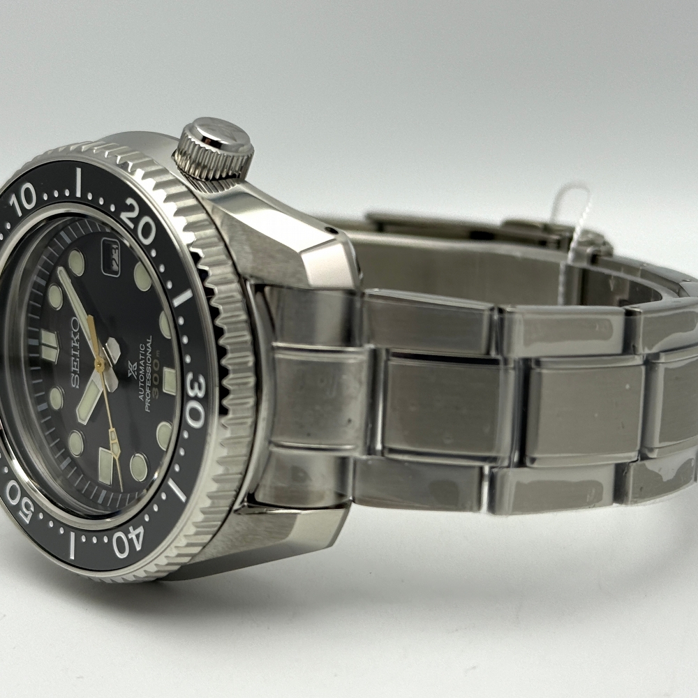 Seiko MarineMaster 300