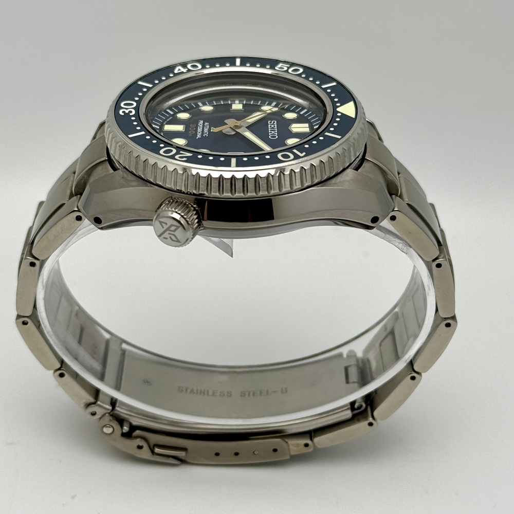 Seiko MarineMaster 300