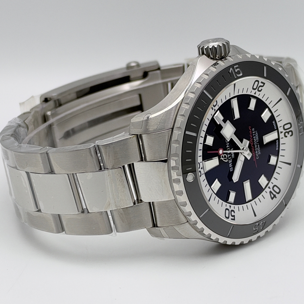Breitling Superocean Automatic 44 black 