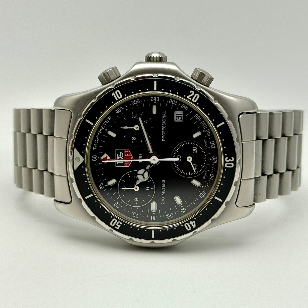 Tag Heuer 2000 Professional Chronograph