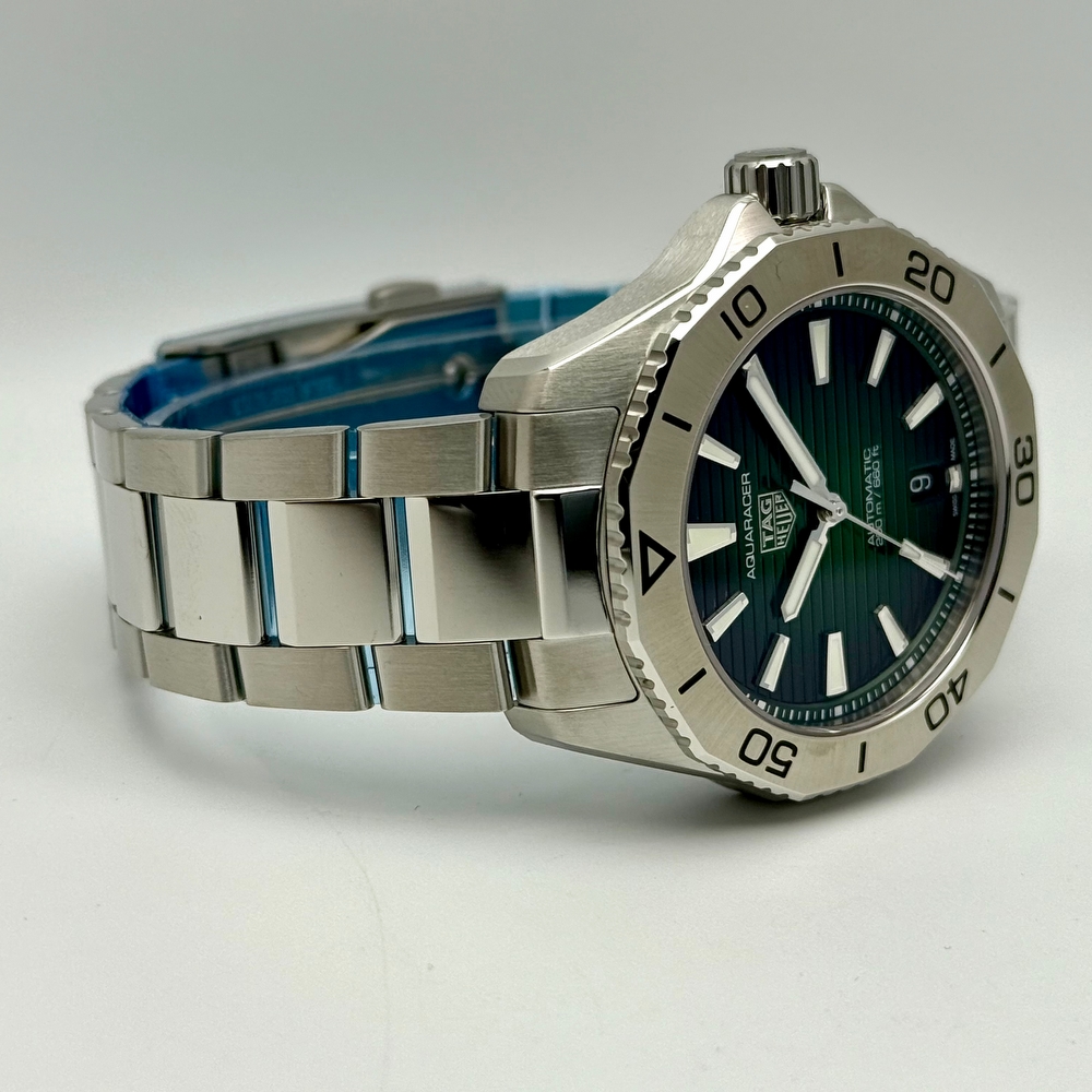 TAG Heuer Aquaracer Professional 200