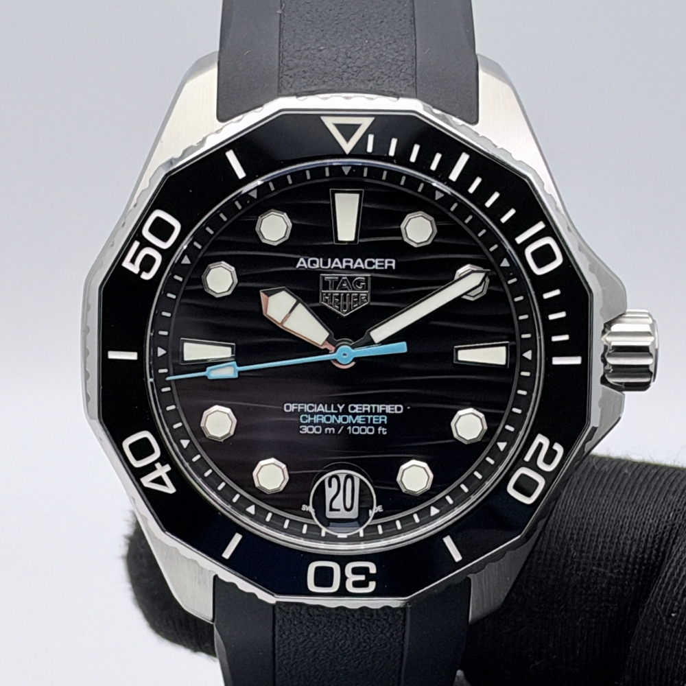 TAG Heuer Aquaracer Professional 300 Date
