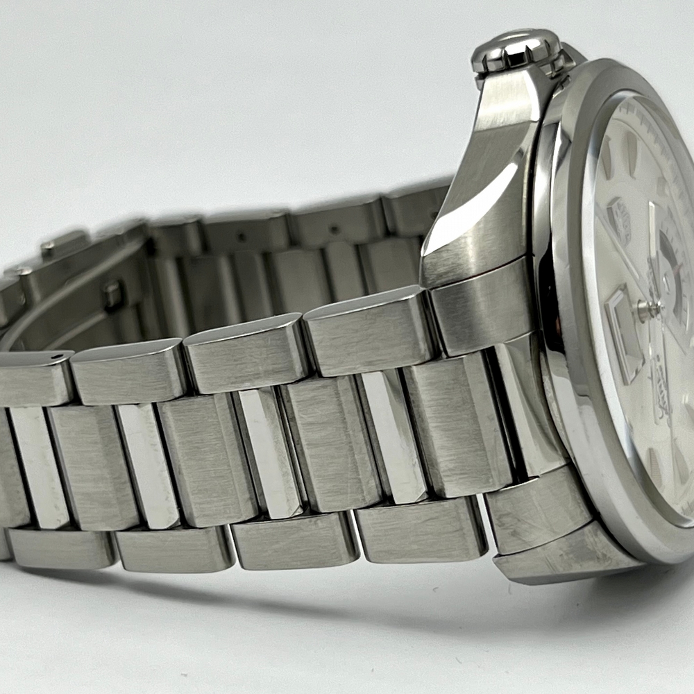 Tag Heuer Grand Carrera Big Date