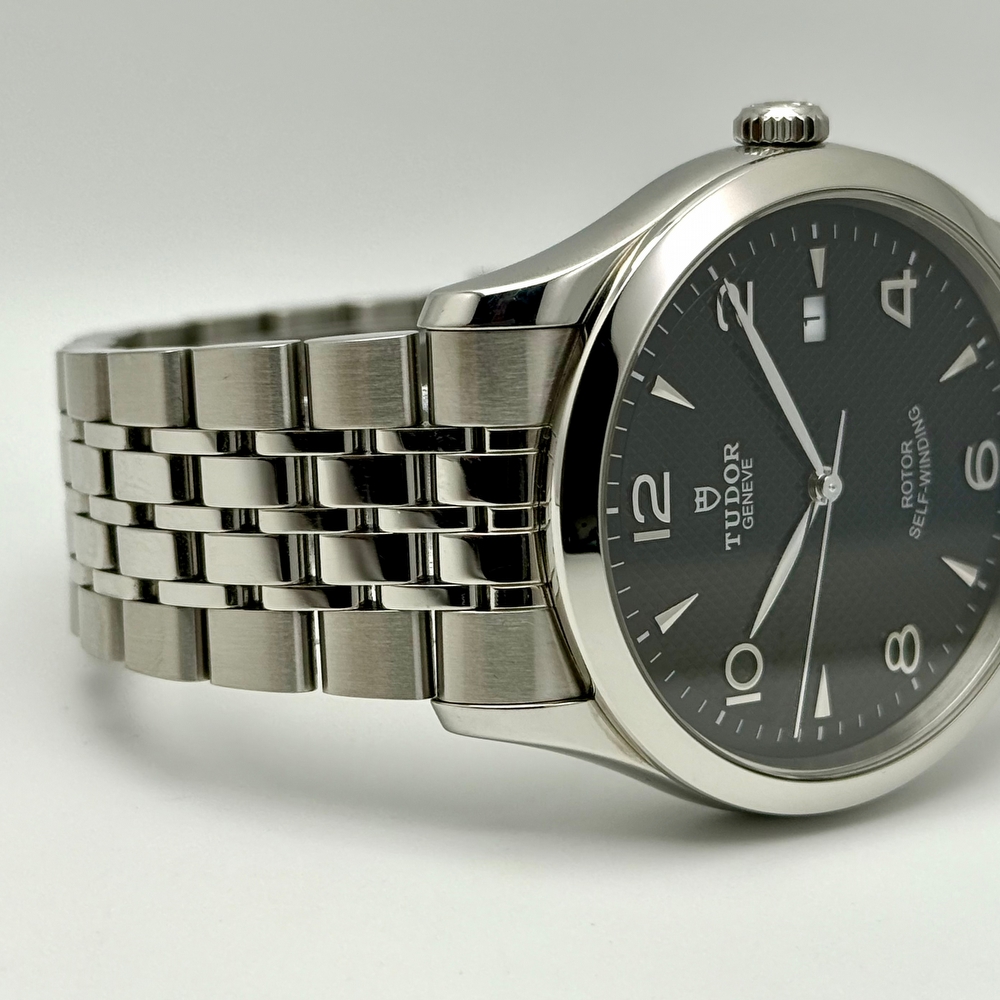 Tudor 1928