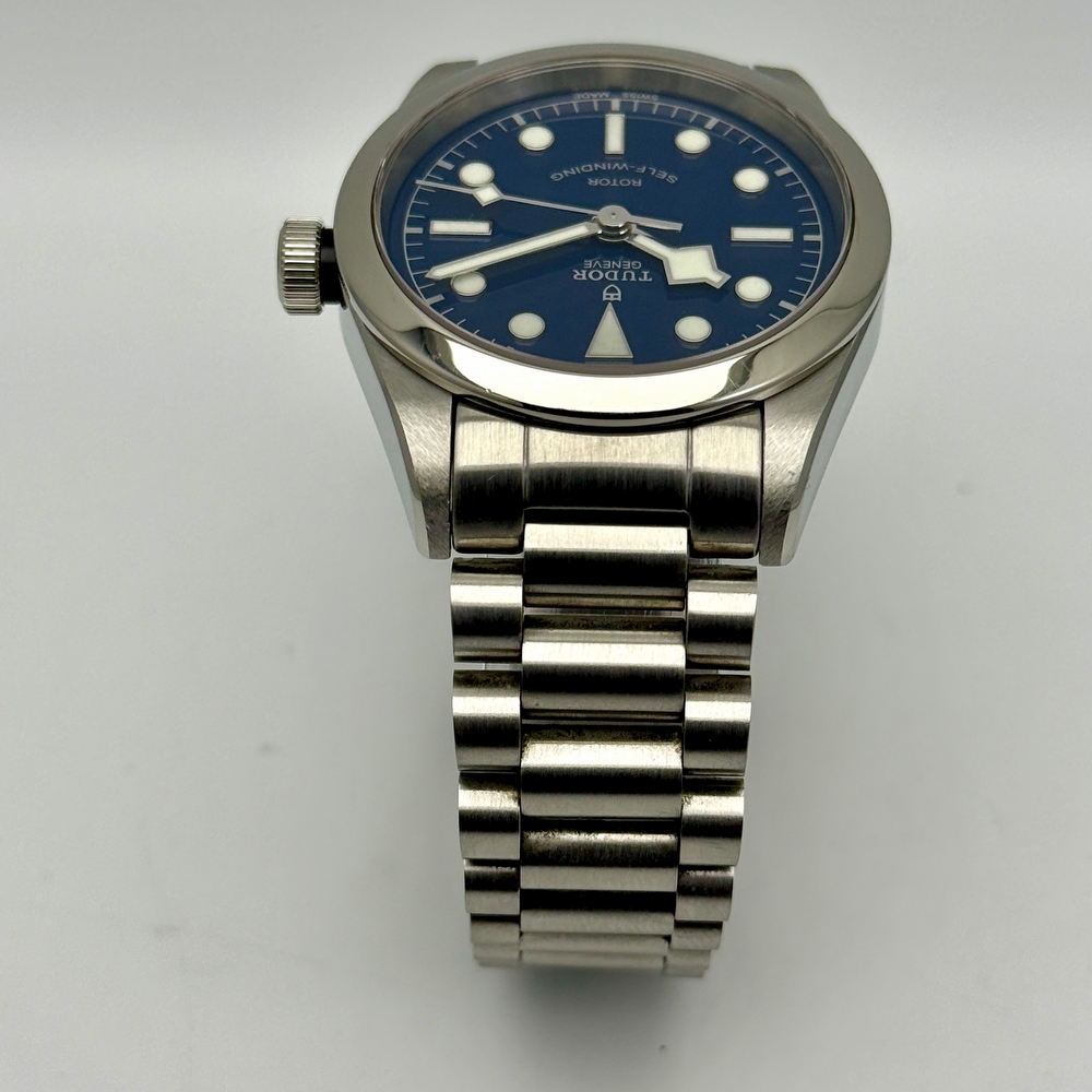 Tudor Black Bay 36
