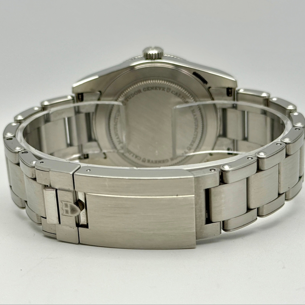 Tudor Black Bay 54