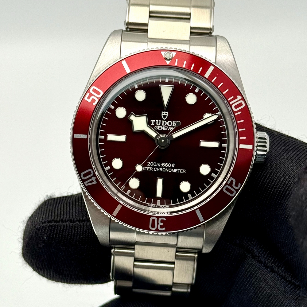 Tudor Black Bay 58 Burgundy
