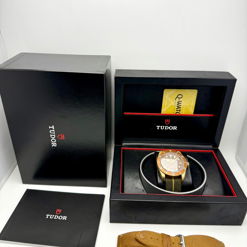 Tudor Black Bay Bronze 43