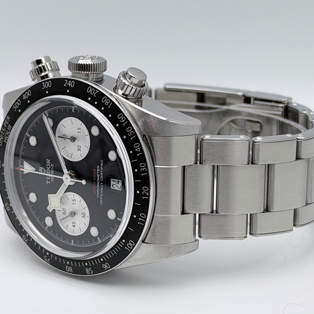 Tudor Black Bay Chrono “Reverse Panda”