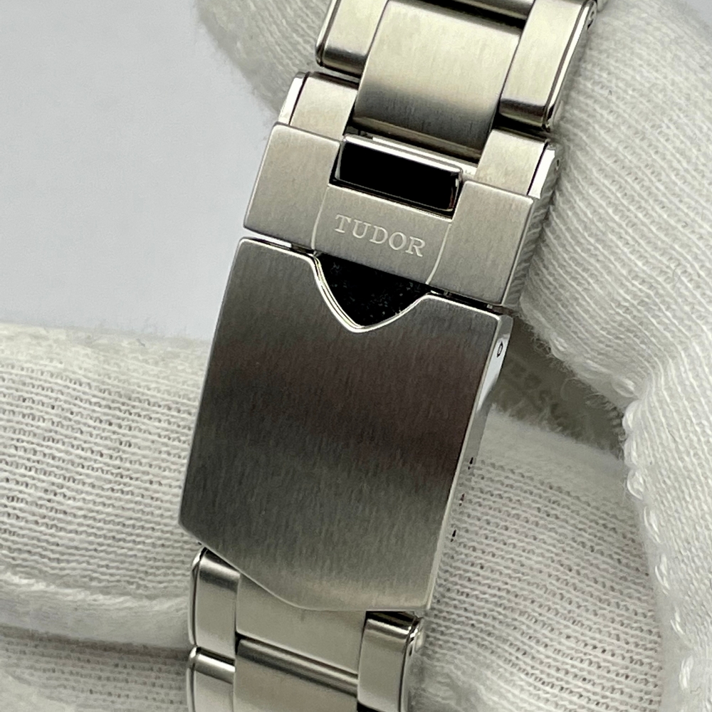 Tudor Black Bay GMT