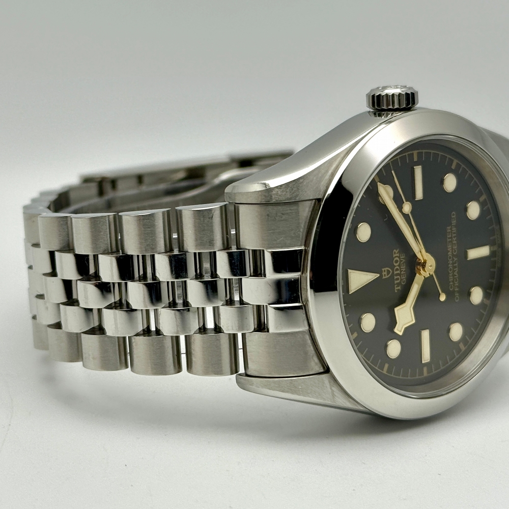 Tudor Black Bay One 39