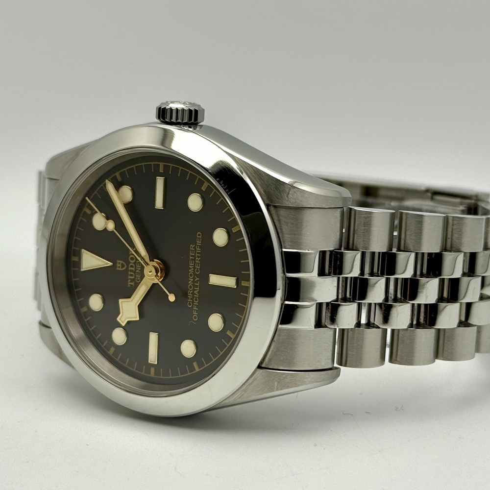 Tudor Black Bay One 39
