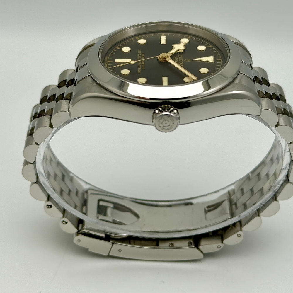 Tudor Black Bay One 39