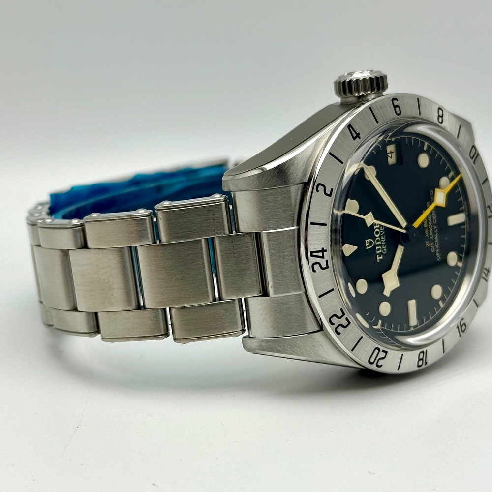 Tudor Black Bay Pro