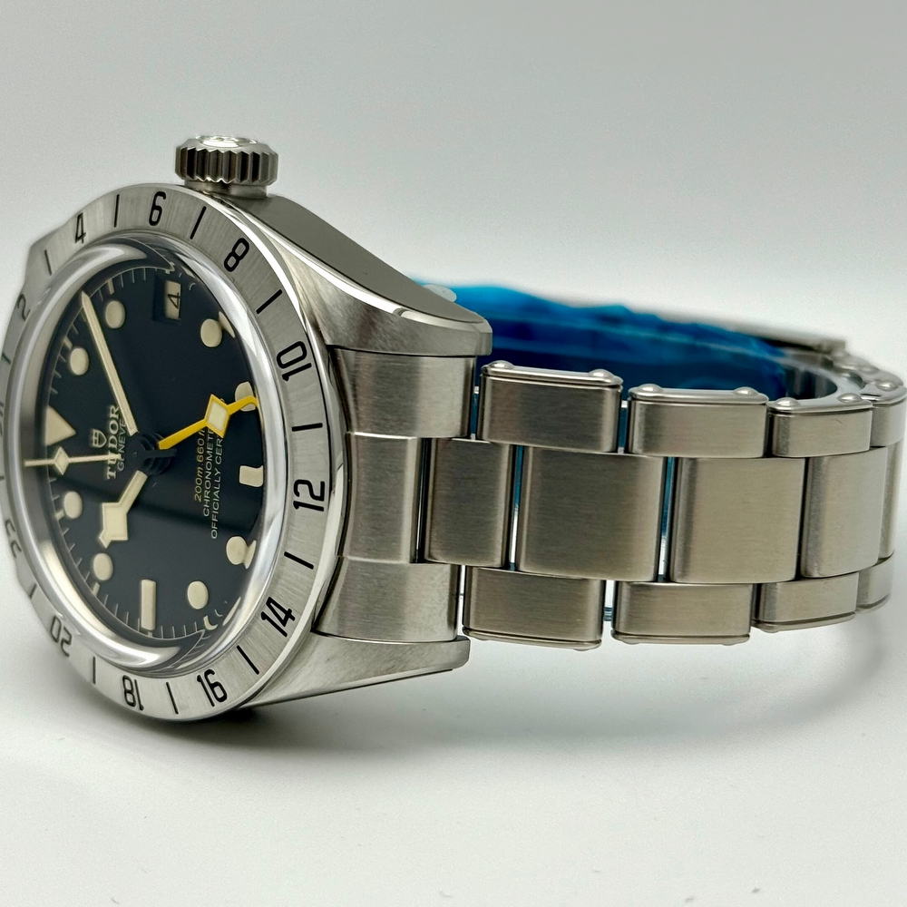 Tudor Black Bay Pro