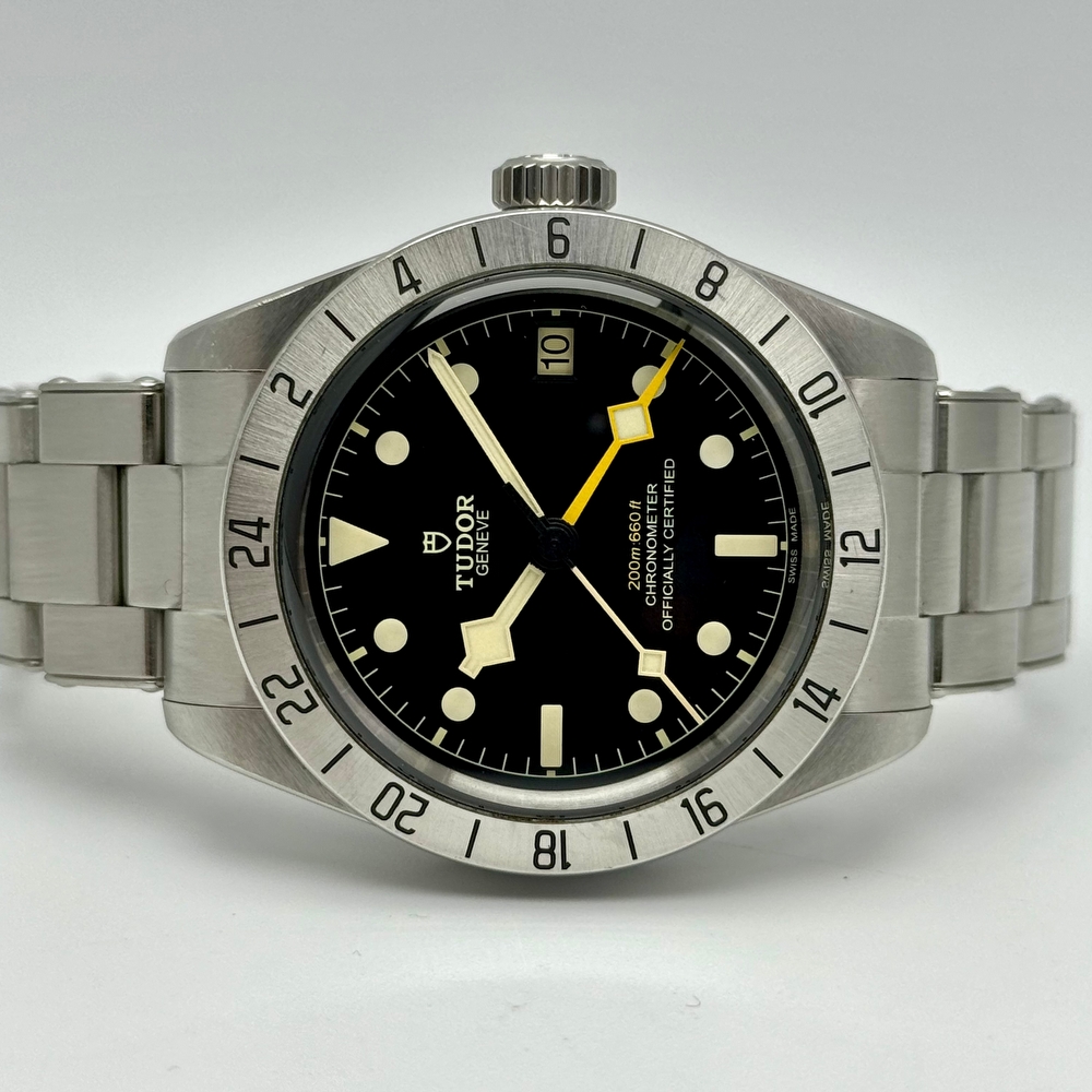 Tudor Black Bay Pro 