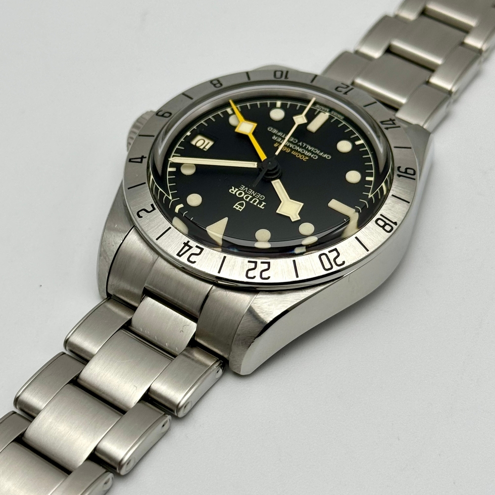 Tudor Black Bay Pro 