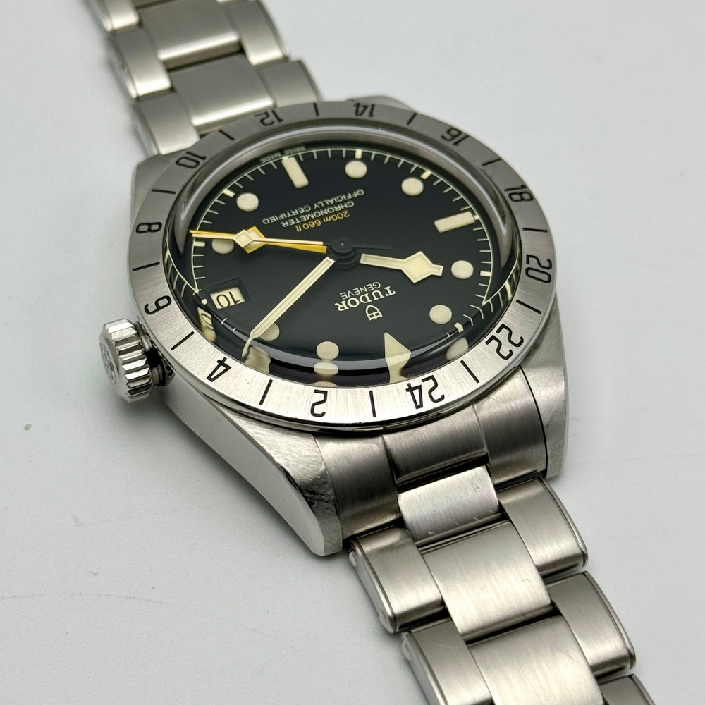Tudor Black Bay Pro 