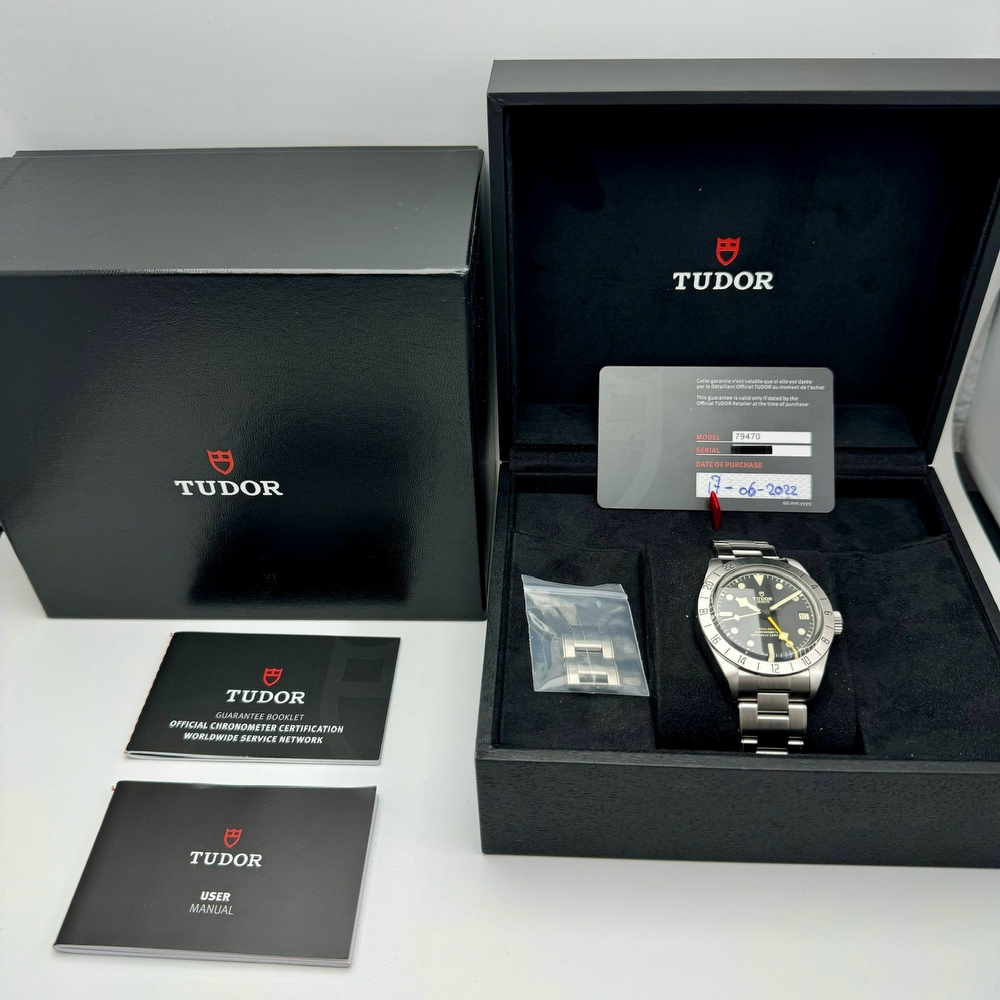 Tudor Black Bay Pro 