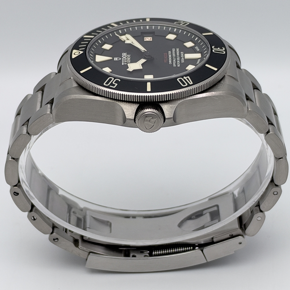 Tudor Pelagos LHD 