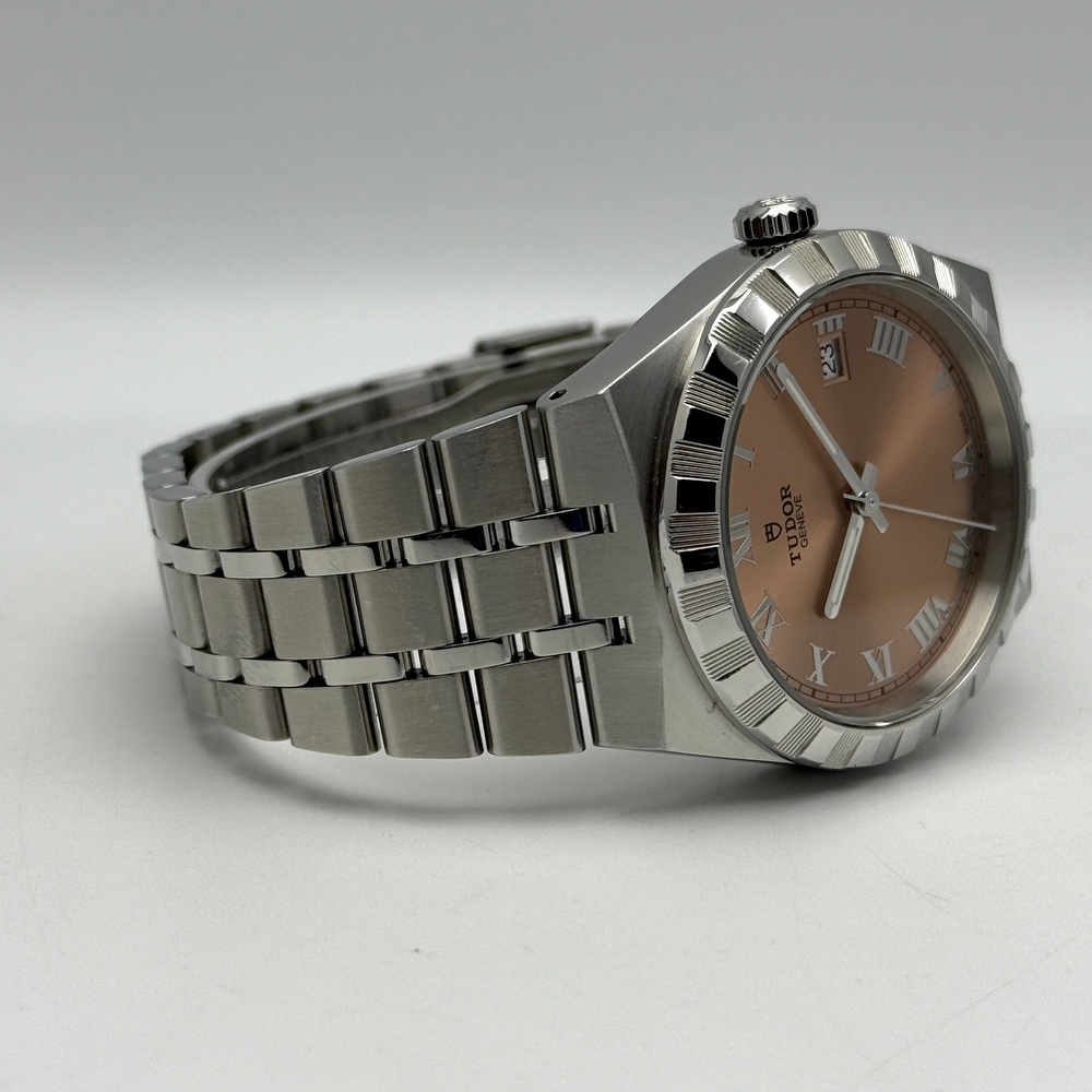 Tudor Royal 