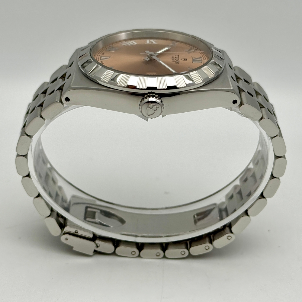 Tudor Royal 