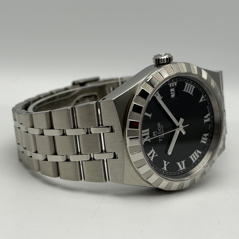 Tudor Royal 