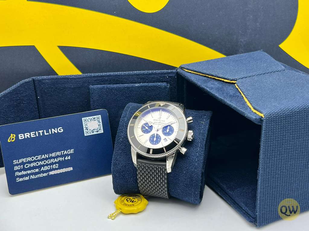 Breitling Superocean Heritage B01 Chronograph 44 Green Dial Black Mesh Bracelet Watch for Men - MB01621A1L1S1