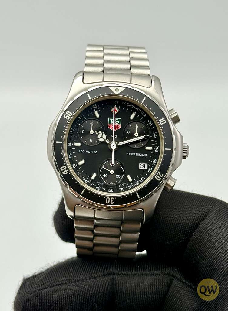 Tag Heuer 2000 Professional Chronograph